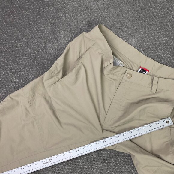 The North Face Hiking Pants Men's Size 40 x 28 Khaki Nylon Outdoors Gorpcore - Picture 12 of 13
